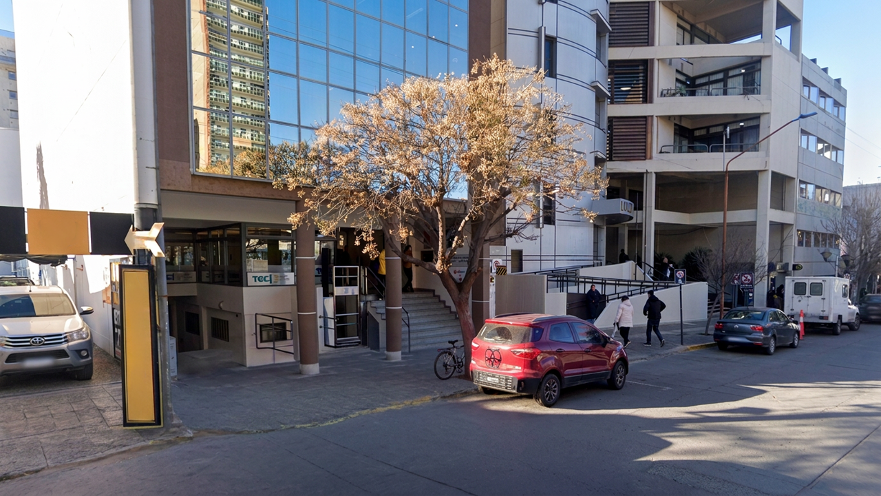 fachada de un edificio de la ciudad de Neuquén, el Colegio Profesional de Técnicos